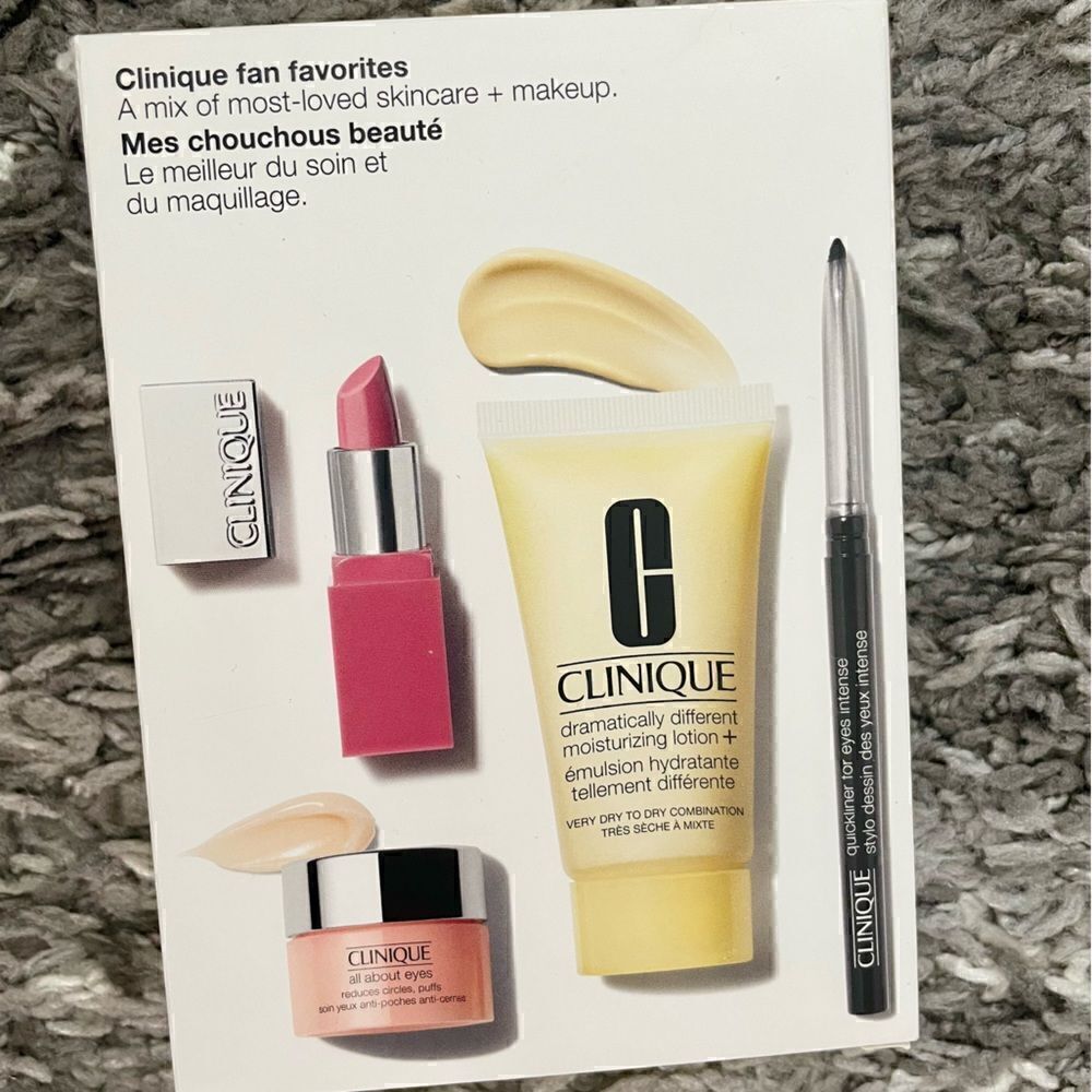 NIB Clinique 4-Pc Fan Favorite Beauty Set